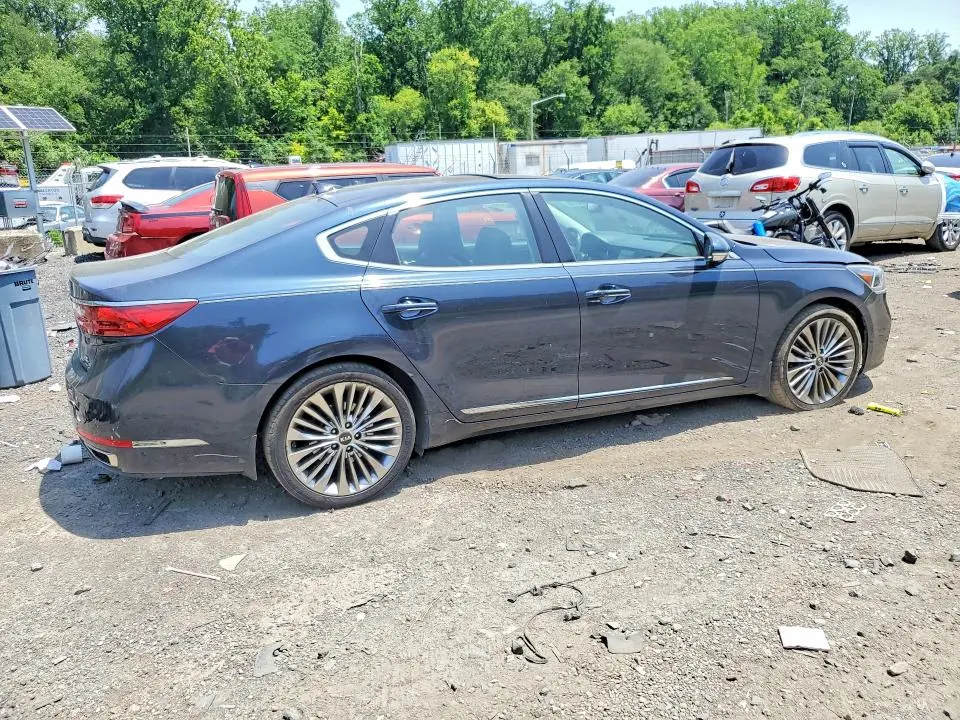 2017 KIA CADENZA LIMITED  