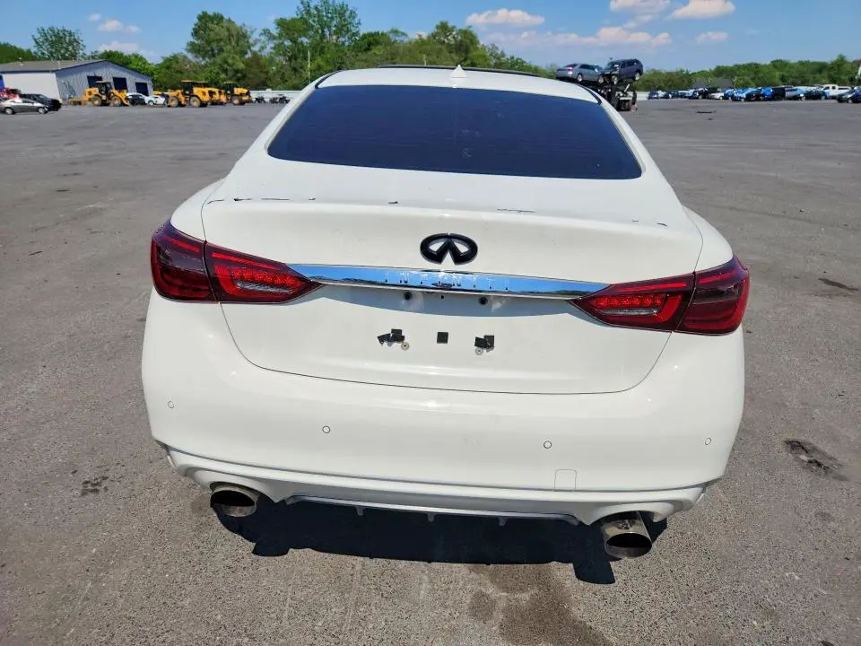 2022 INFINITI Q50 LUXE  