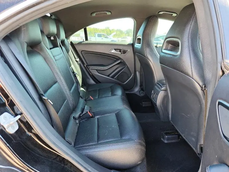 2015 MERCEDES-BENZ CLA 250 4MATIC  