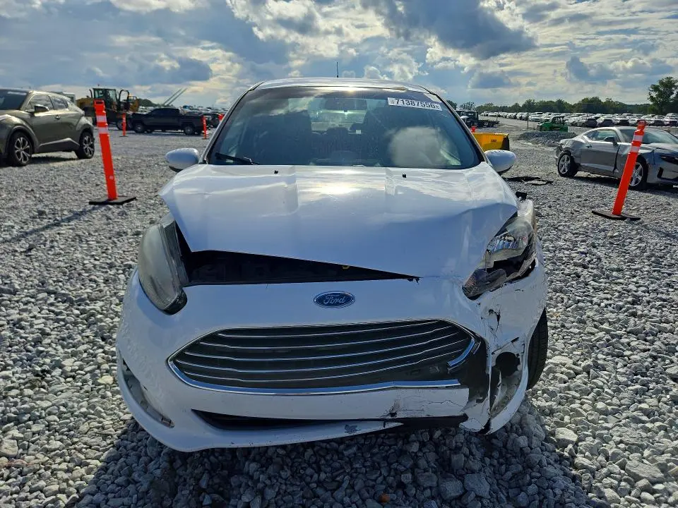 2015 FORD FIESTA SE  