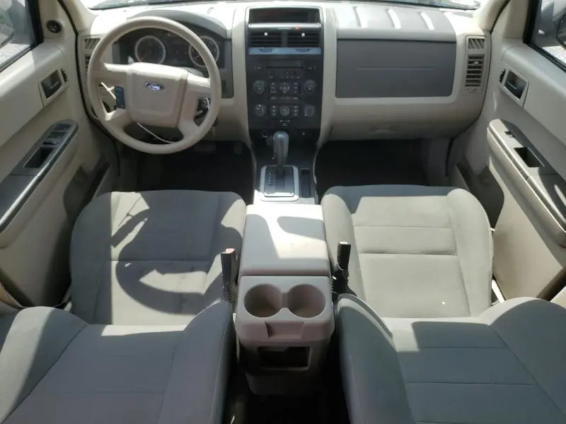2012 FORD ESCAPE XLS  