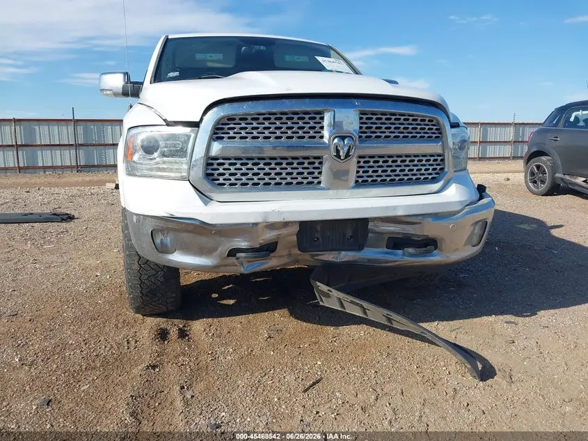 2017 RAM 1500 LARAMIE  4X4 5'7 BOX