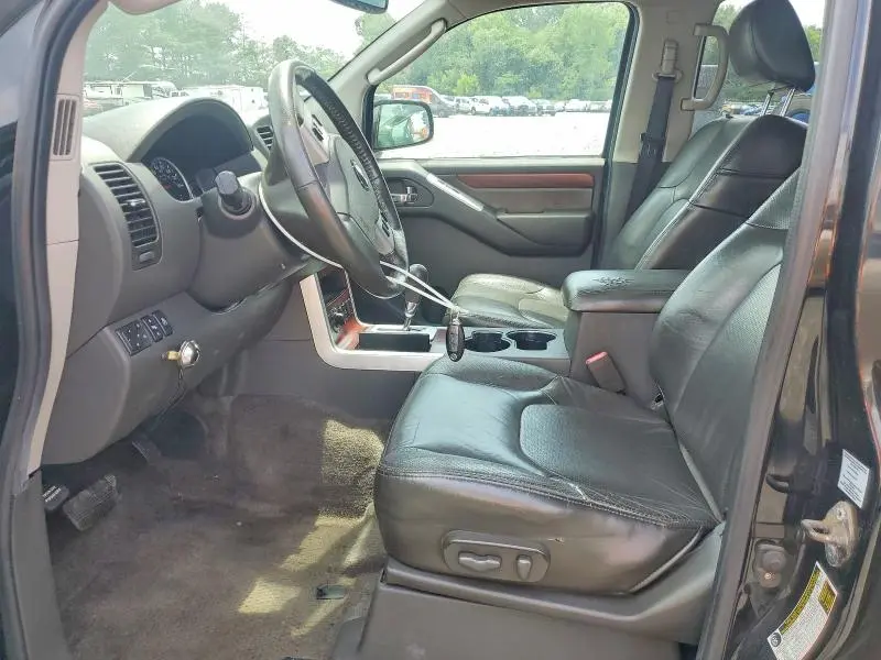 2010 NISSAN PATHFINDER S  