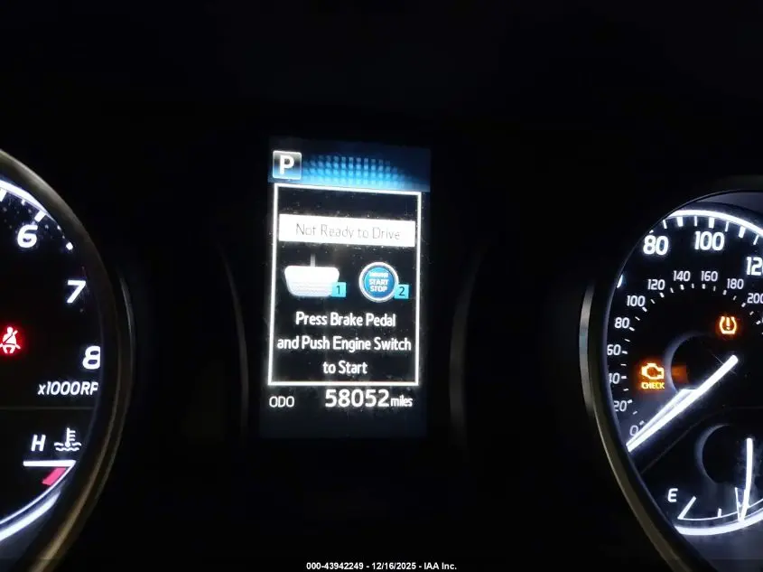 2018 TOYOTA CAMRY LE