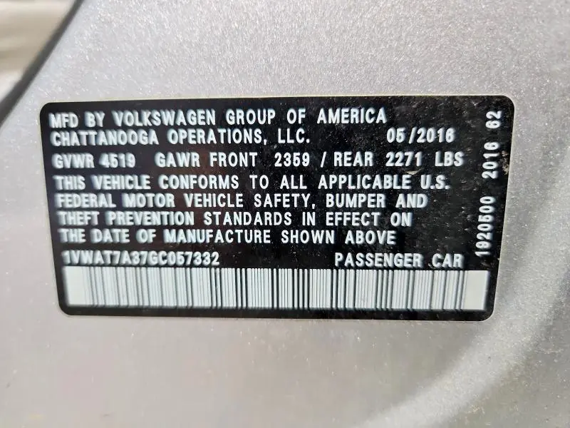 2016 VOLKSWAGEN PASSAT S  