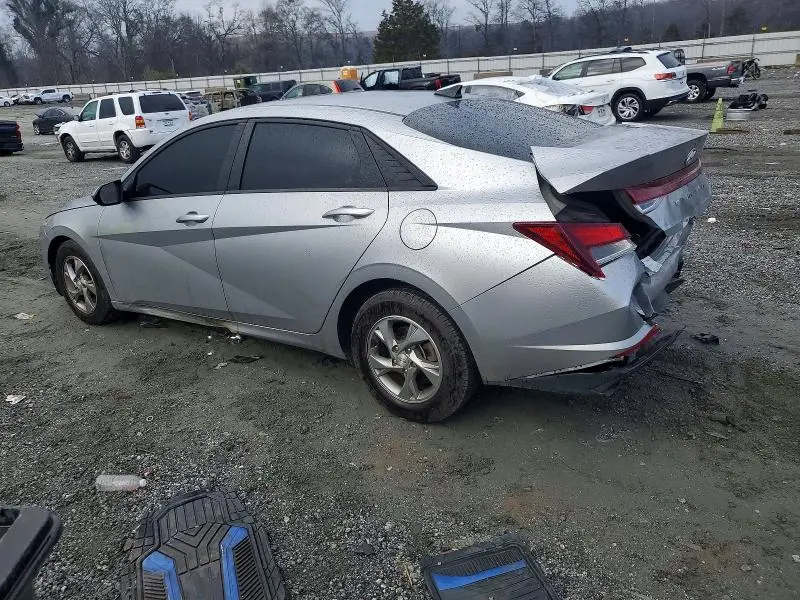 2021 HYUNDAI ELANTRA SE  