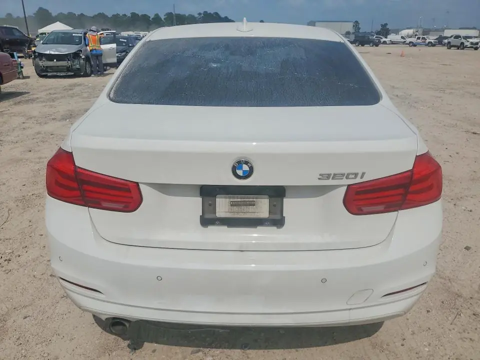 2016 BMW 320 I  