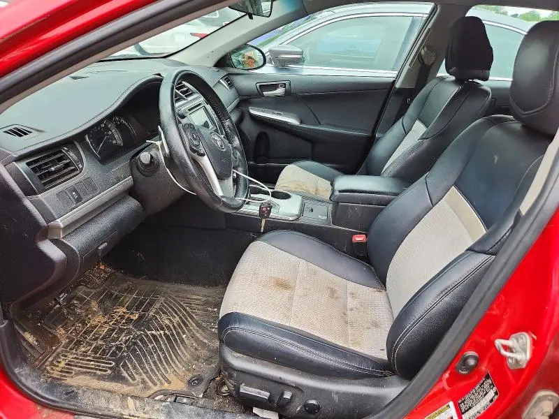 2014 TOYOTA CAMRY SE  