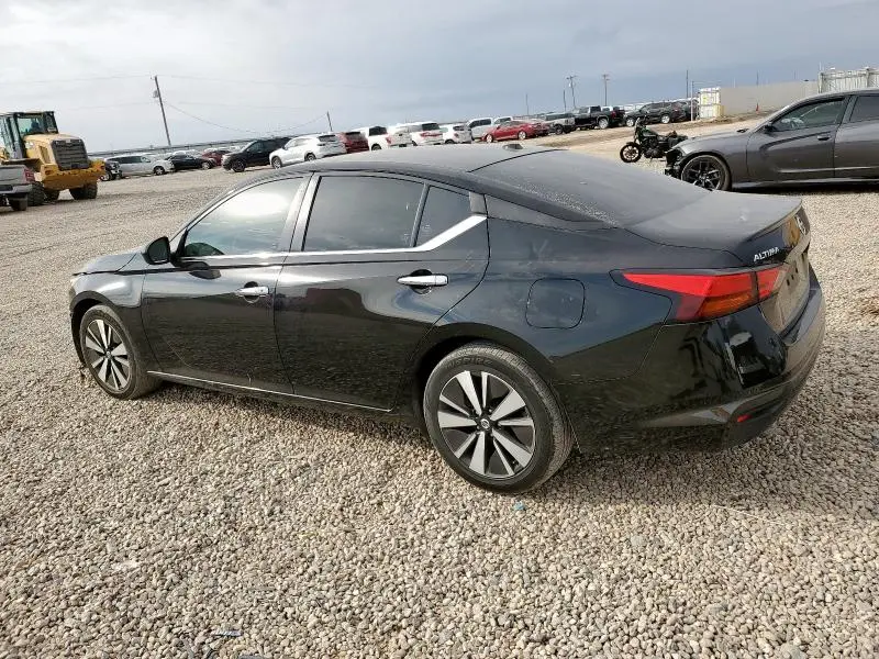 2021 NISSAN ALTIMA SV  