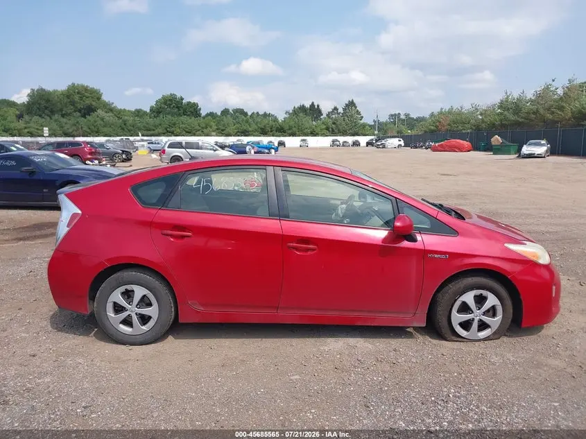 2013 TOYOTA PRIUS THREE