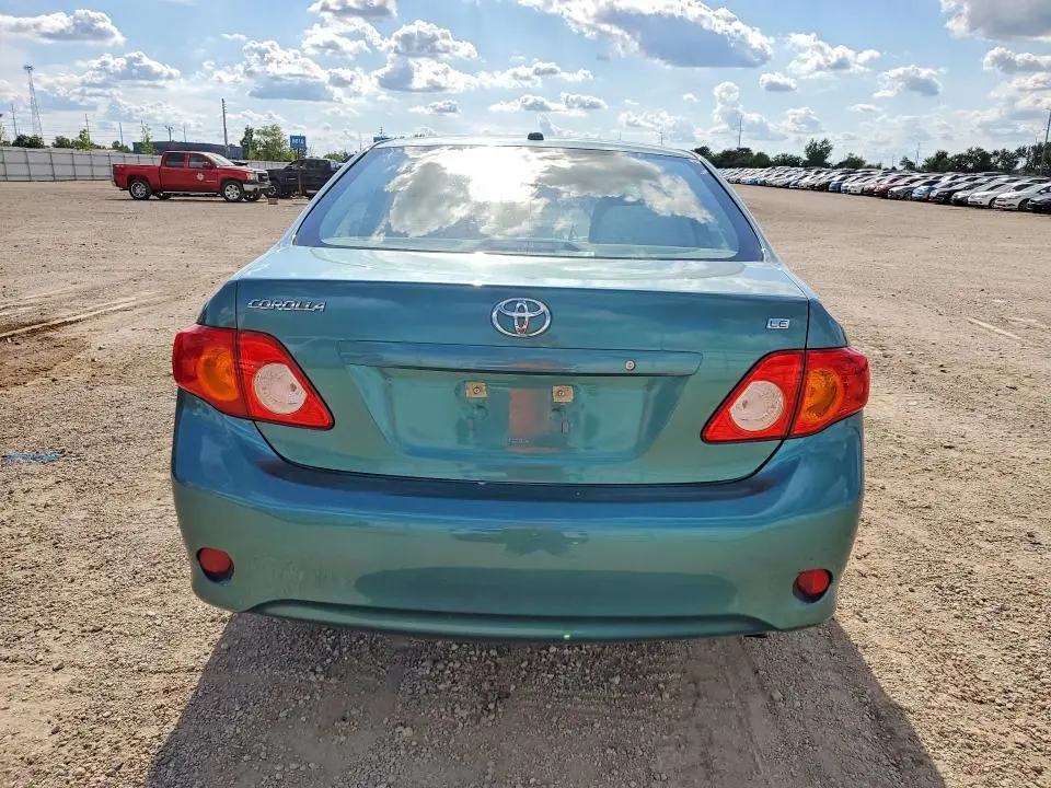 2010 TOYOTA COROLLA LE  