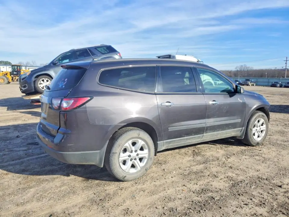 2015 CHEVROLET TRAVERSE LS  