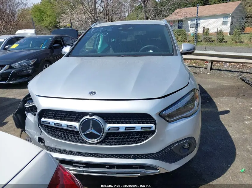 2023 MERCEDES-BENZ GLA 250  