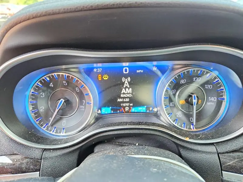 2015 CHRYSLER 300 LIMITED  