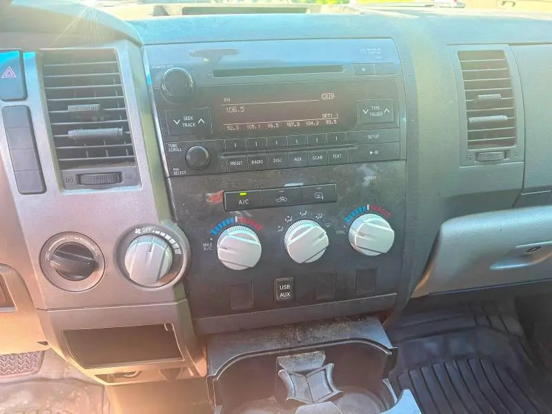 2011 TOYOTA TUNDRA DOUBLE CAB SR5  