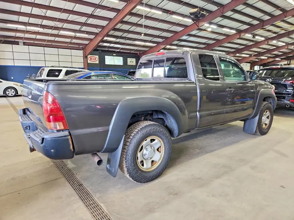 2015 TOYOTA TACOMA BASE  