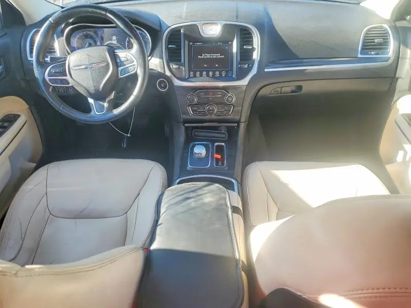 2017 CHRYSLER 300 LIMITED  