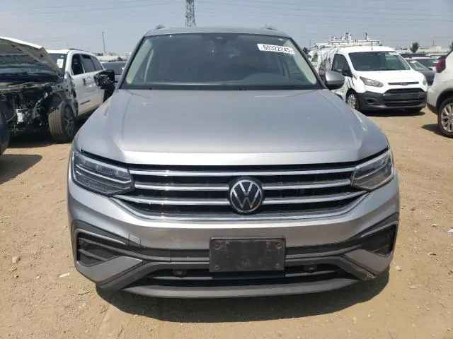 2022 VOLKSWAGEN TIGUAN SE  