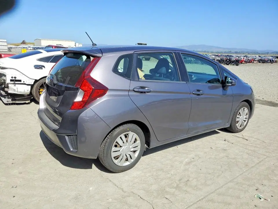 2015 HONDA FIT LX  