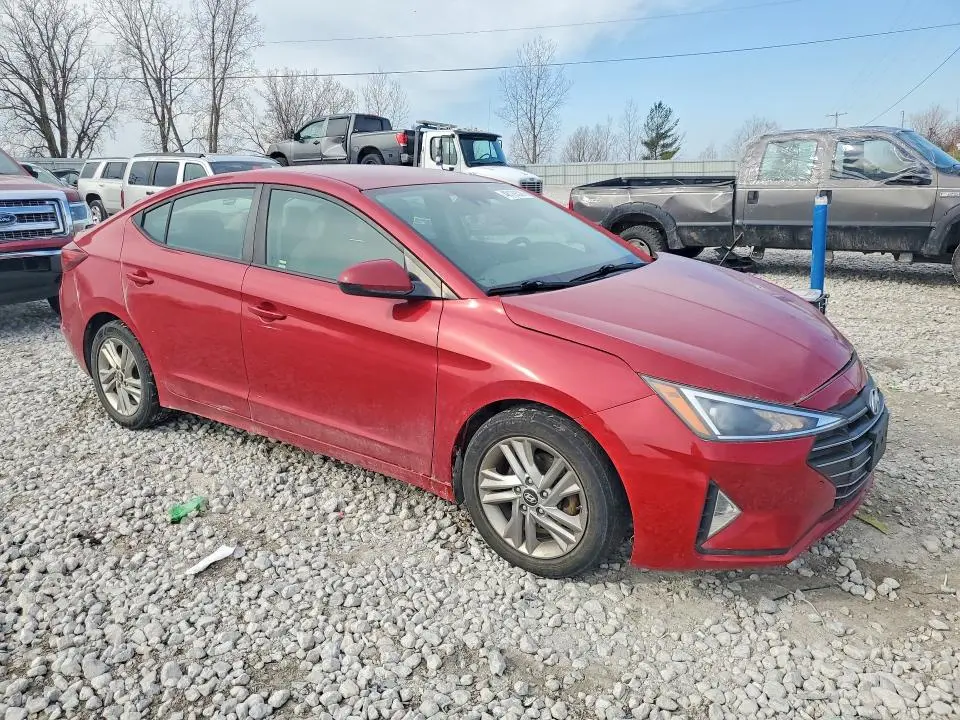 2019 HYUNDAI ELANTRA SEL  