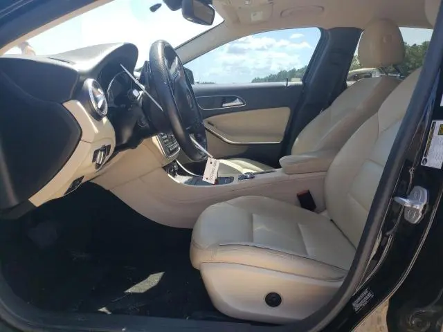 2015 MERCEDES-BENZ GLA 250  