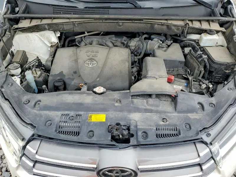 2019 TOYOTA HIGHLANDER LIMITED  