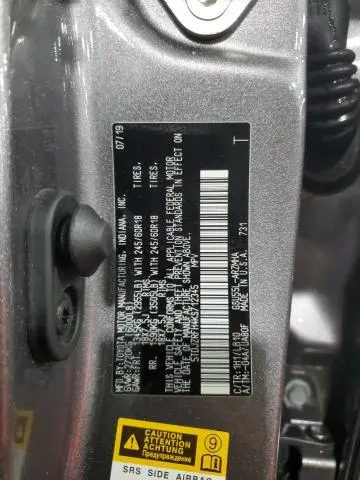 2019 TOYOTA HIGHLANDER SE  