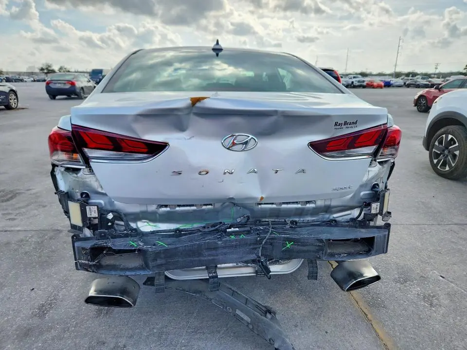 2018 HYUNDAI SONATA SPORT  