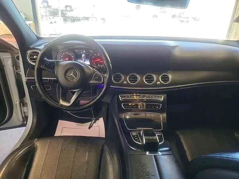 2017 MERCEDES-BENZ E 300  