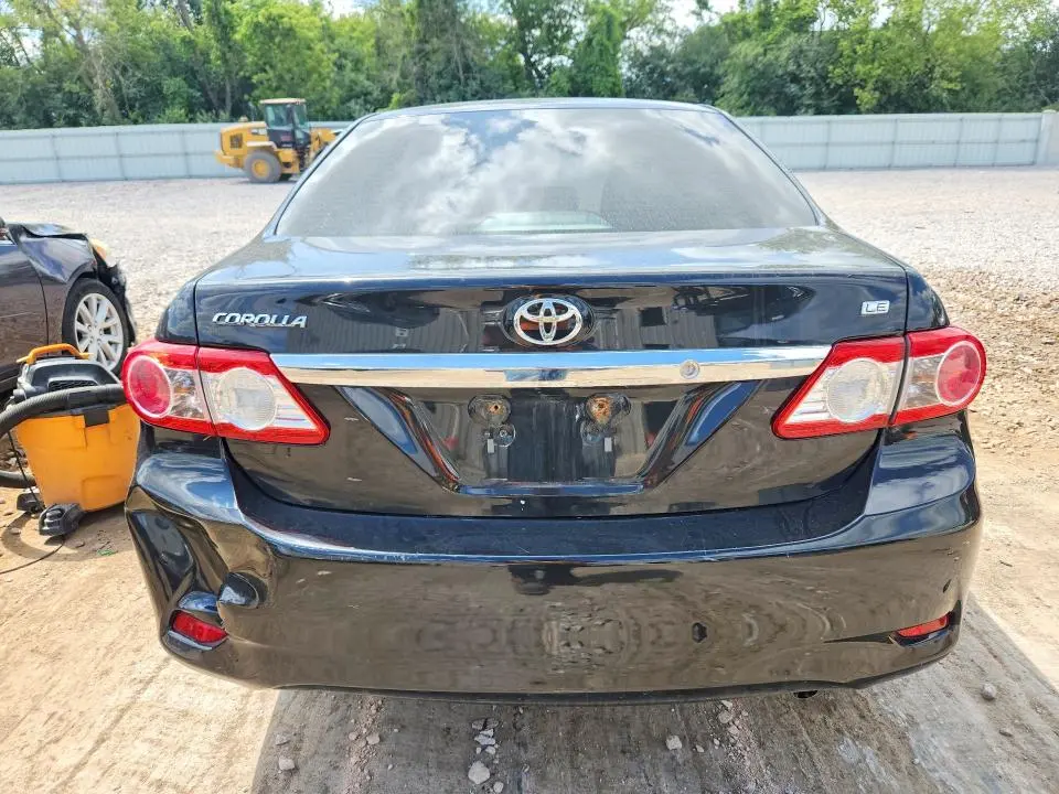 2012 TOYOTA COROLLA LE  