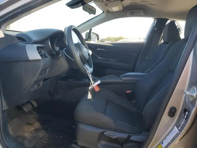 2020 TOYOTA C-HR XLE  