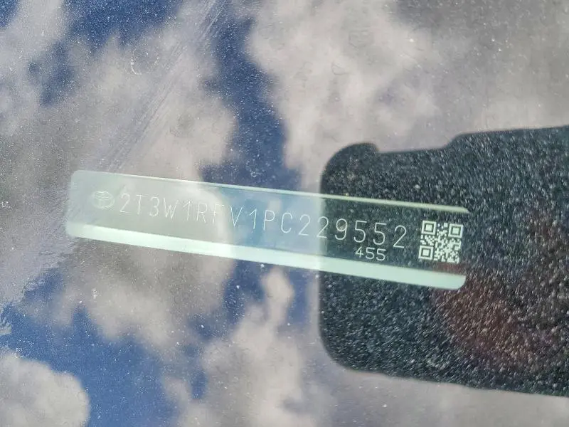 2023 TOYOTA RAV4 XLE  