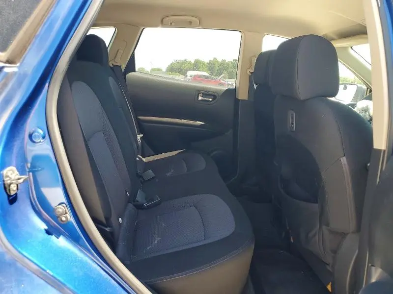 2011 NISSAN ROGUE S  