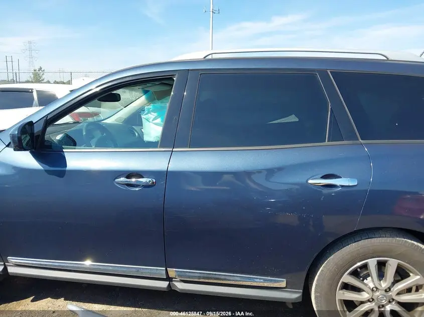 2015 NISSAN PATHFINDER SL