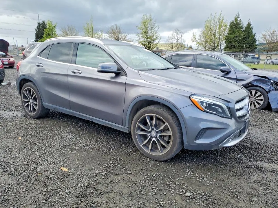 2016 MERCEDES-BENZ GLA 250 4MATIC  