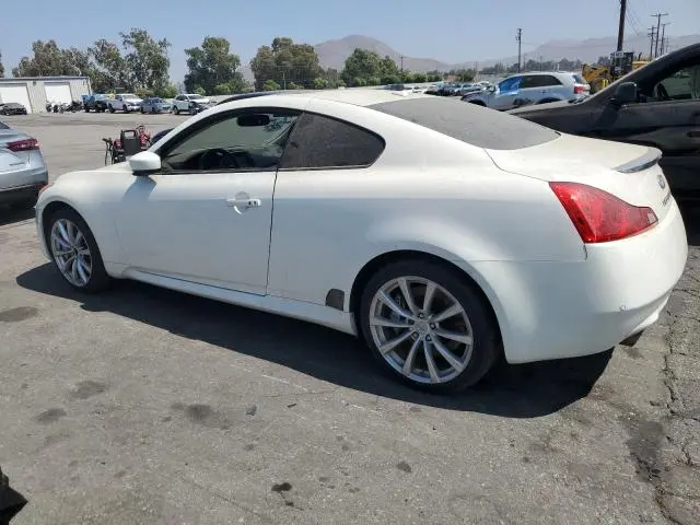 2010 INFINITI G37 BASE  