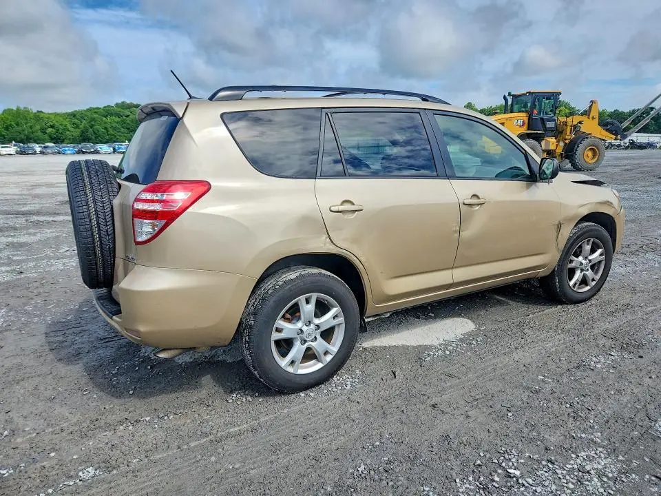 2011 TOYOTA RAV4 BASE  