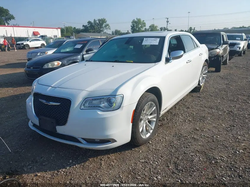 2016 CHRYSLER 300C  