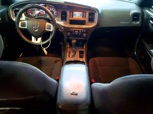2014 DODGE CHARGER SE  