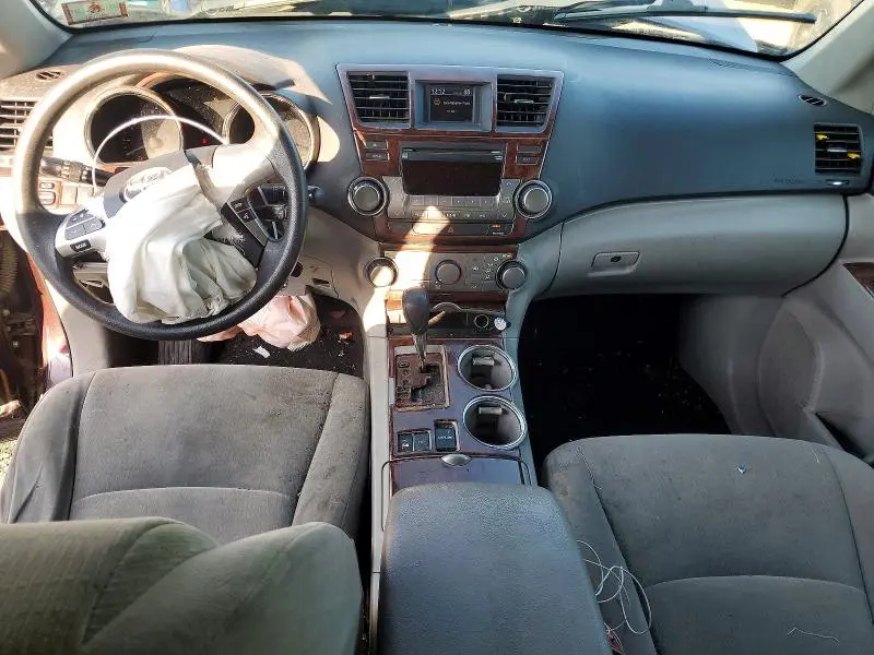 2012 TOYOTA HIGHLANDER BASE  