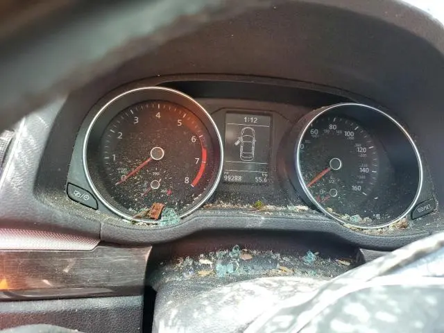 2016 VOLKSWAGEN PASSAT SE  