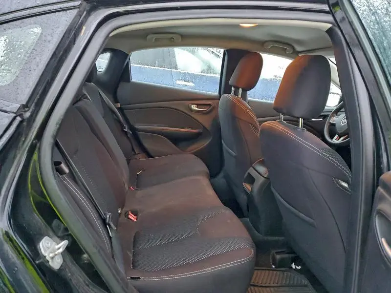 2015 DODGE DART SXT  