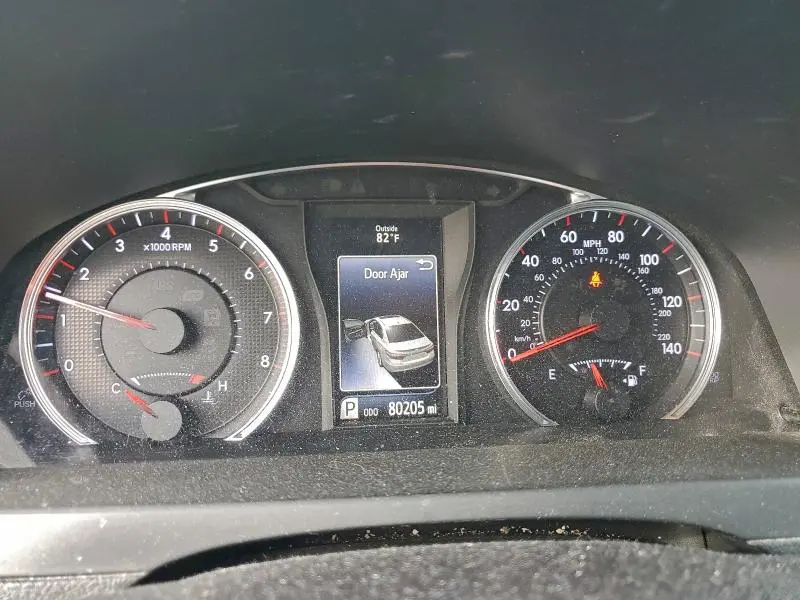 2016 TOYOTA CAMRY SE