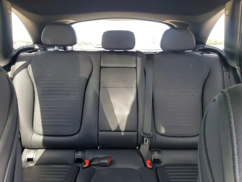 2023 MERCEDES-BENZ GLC 300 4MATIC  