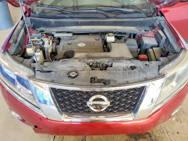 2016 NISSAN PATHFINDER SV  