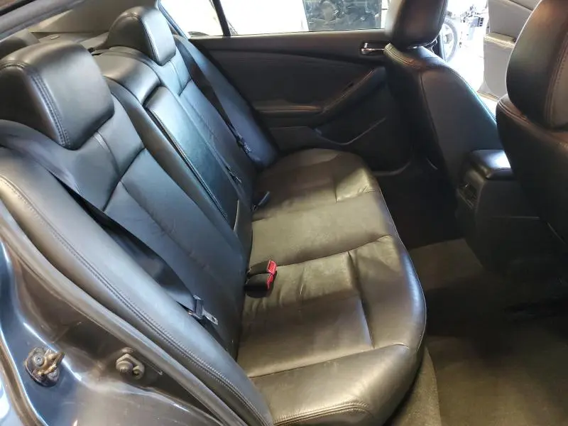 2010 NISSAN ALTIMA BASE  