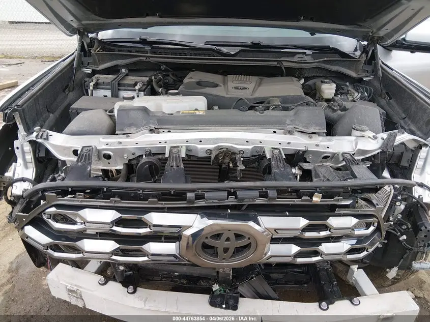 2024 TOYOTA TUNDRA PLATINUM