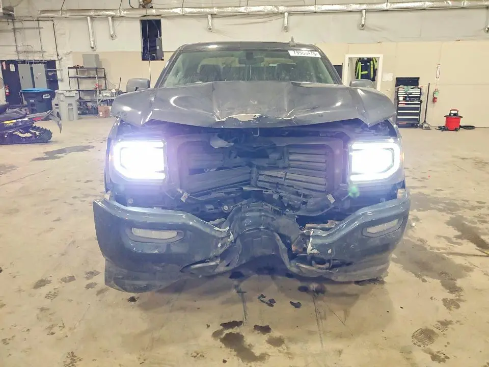 2017 GMC SIERRA K1500 SLE  
