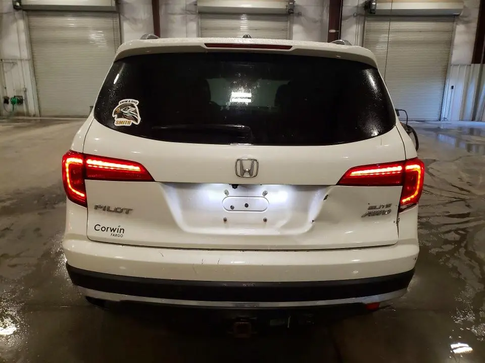 2017 HONDA PILOT ELITE  