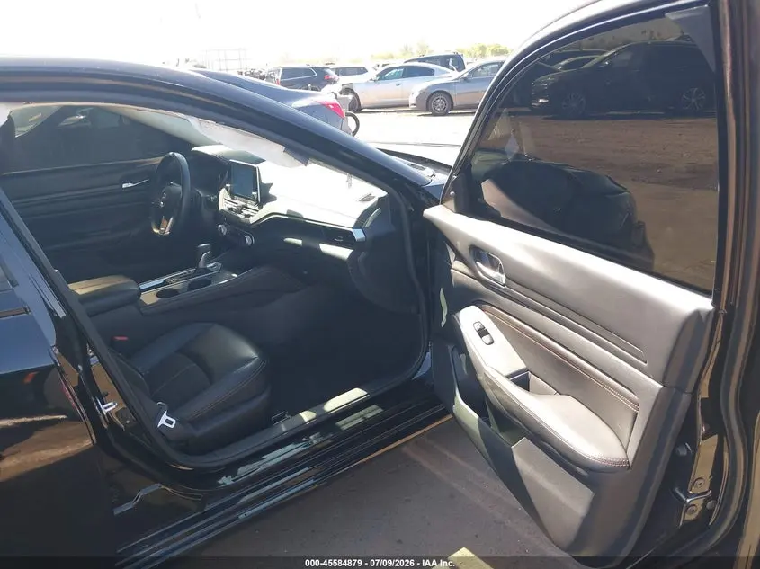 2022 NISSAN ALTIMA SR FWD